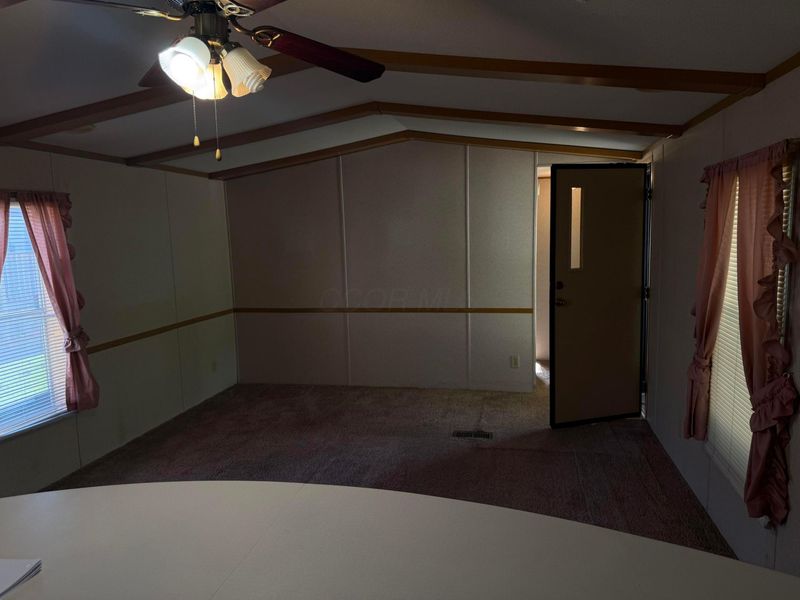 5 Spring Lake Court, Delaware, OH 43015 Photo 8