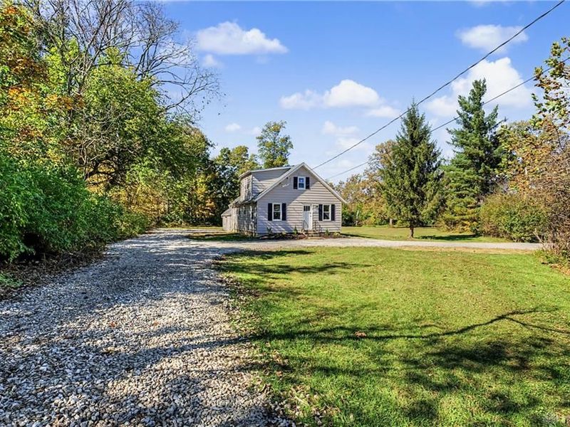 5497 Oakes Road, Trotwood, OH 45315 Photo 3