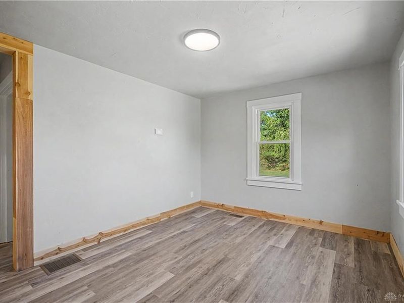 5497 Oakes Road, Trotwood, OH 45315 Photo 7