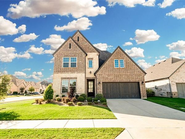 2001 Newton Lane , McKinney, TX 75071
