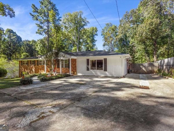 4129 King Edward Drive, Douglasville, GA 30135
