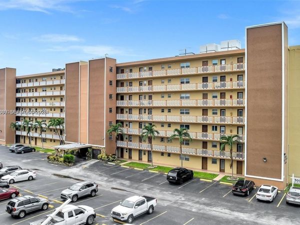 500 NE 12th Ave , Unit 108, Hallandale Beach, FL 33009