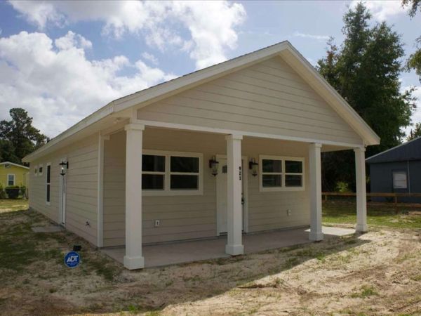 921 NW DYSON TERRACE, Lake City, FL 32055