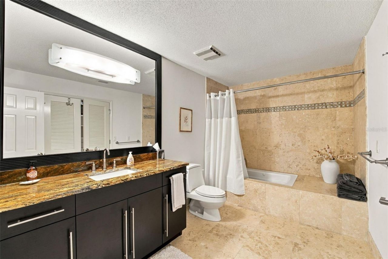 2586 E Spruce Creek Boulevard, Port Orange, FL 32128 Photo