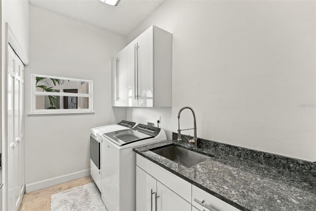 2586 E Spruce Creek Boulevard, Port Orange, FL 32128 Photo
