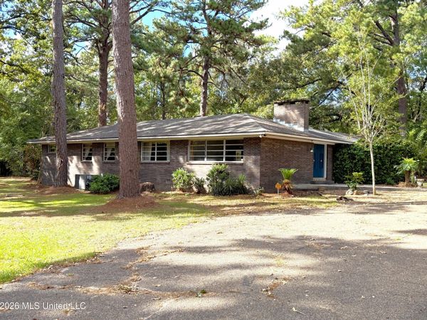2075 Park Dr Ext., McComb, MS 39648