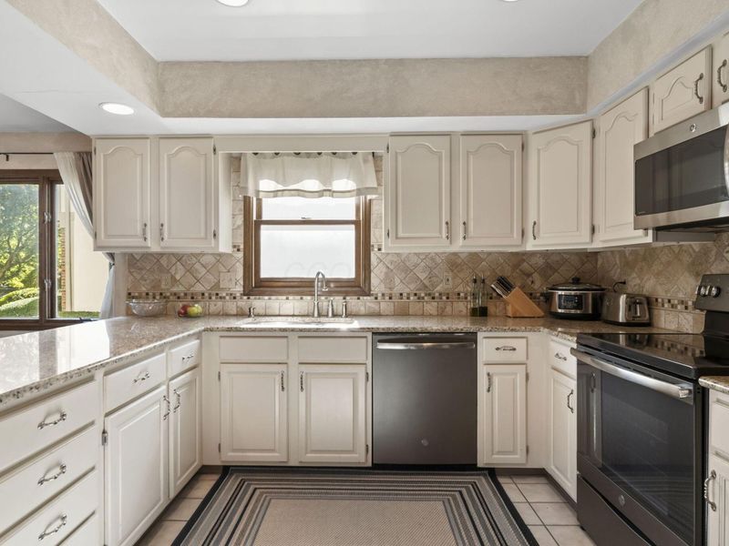 5815 Settlers Place, Dublin, OH 43017 Photo 13