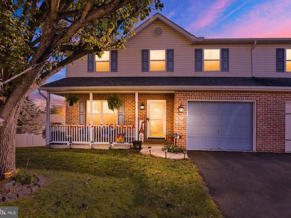 1023 AMITY CIRCLE, READING, PA 19605