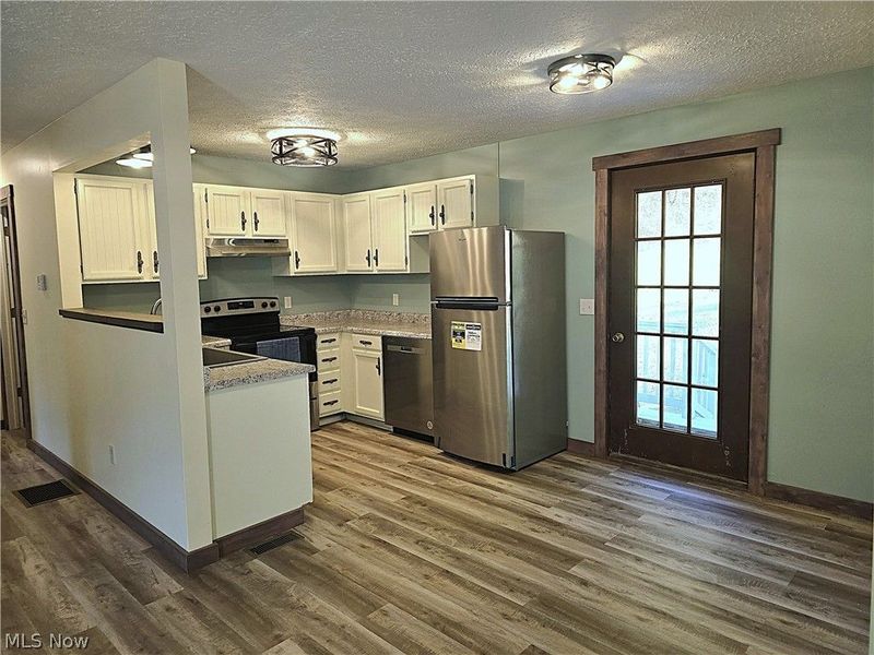 49410 Pioneer Road, Negley, OH 44441 Photo 6