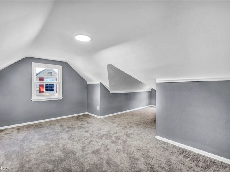 7198 Greenleaf Avenue, Parma, OH 44130 Photo 30