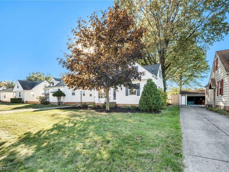 7198 Greenleaf Avenue, Parma, OH 44130 Photo 4