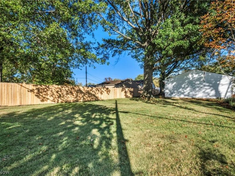 7198 Greenleaf Avenue, Parma, OH 44130 Photo 45