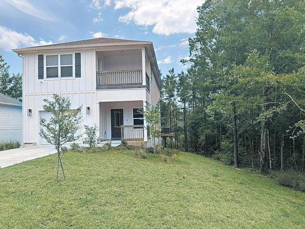 183 Hammock Oaks Boulevard, Freeport, FL 32439