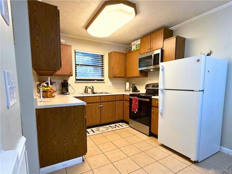 6304 Shull Road, Huber Heights, OH 45424 Photo 7