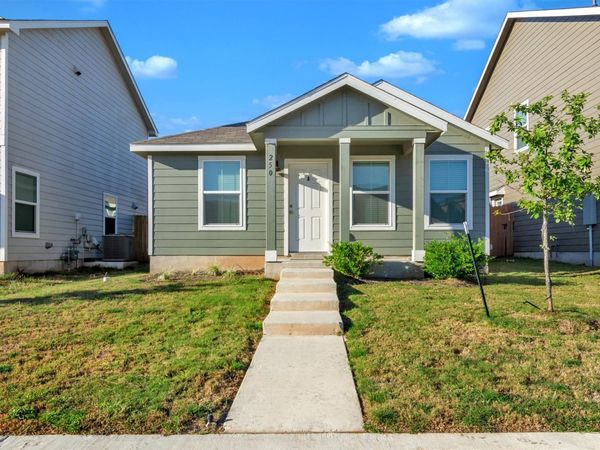250 Alamito Ave, Kyle, TX 78640