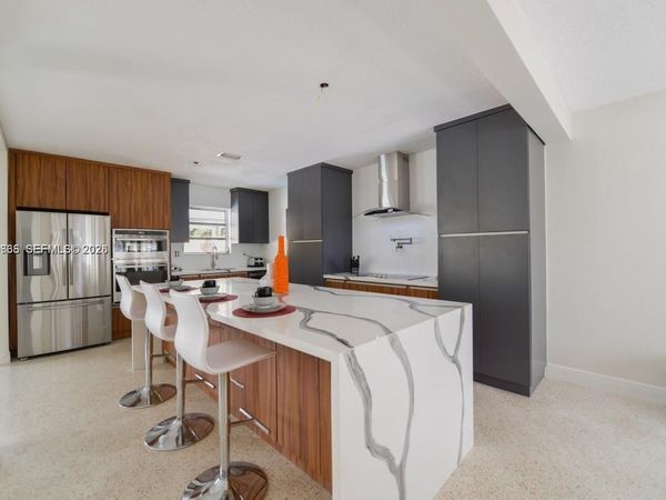 12520 NE Miami Pl , North Miami, FL 33161