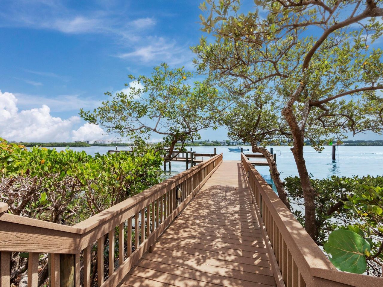 1260 Dolphin Bay Way, Unit 203, Sarasota, FL 34242 Photo