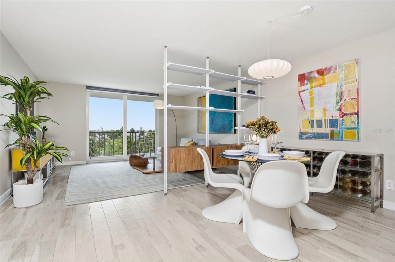 101 S Gulfstream Avenue , Unit 5G, Sarasota, FL 34236 Photo