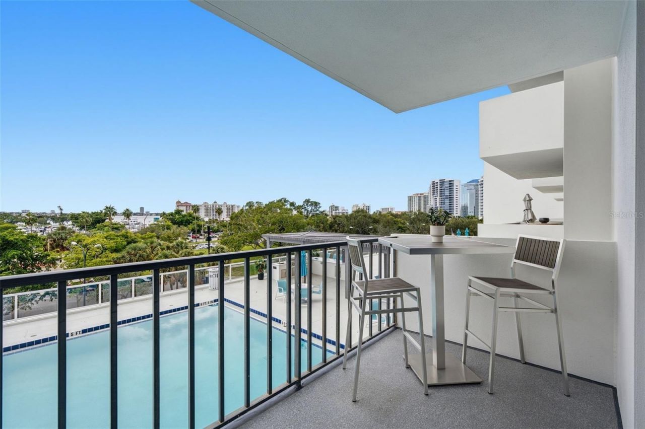 101 S Gulfstream Avenue , Unit 5G, Sarasota, FL 34236 Photo