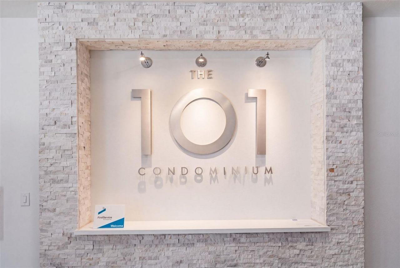 101 S Gulfstream Avenue , Unit 5G, Sarasota, FL 34236 Photo