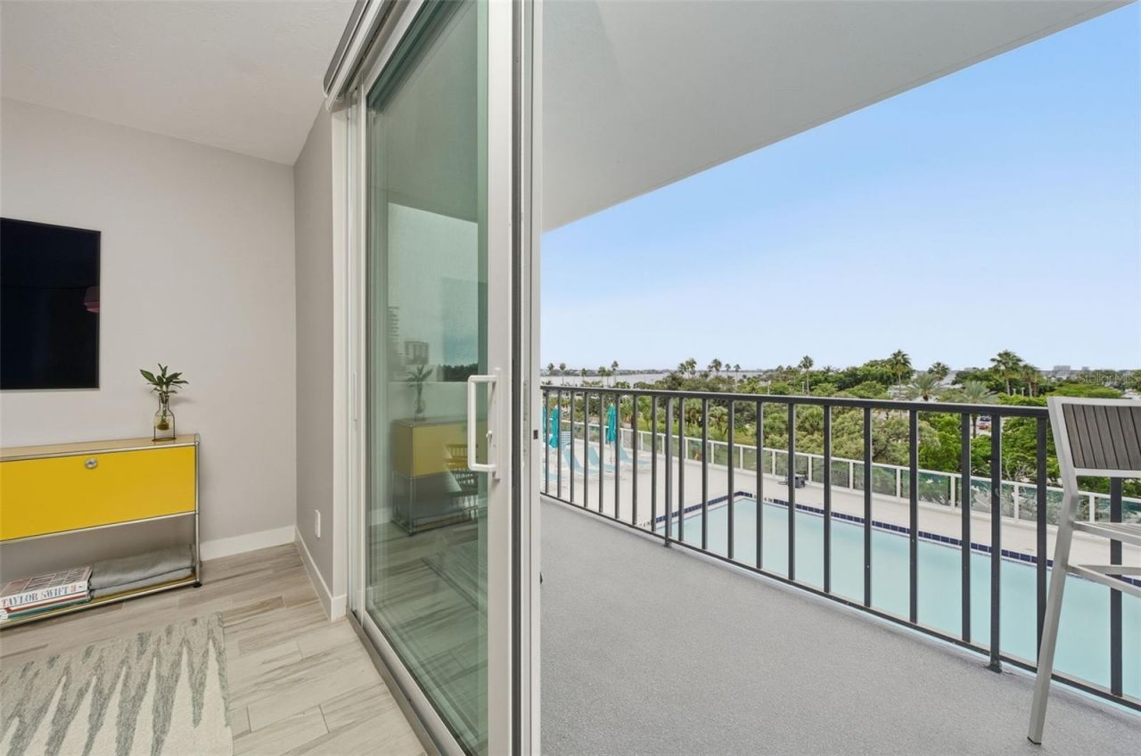 101 S Gulfstream Avenue , Unit 5G, Sarasota, FL 34236 Photo