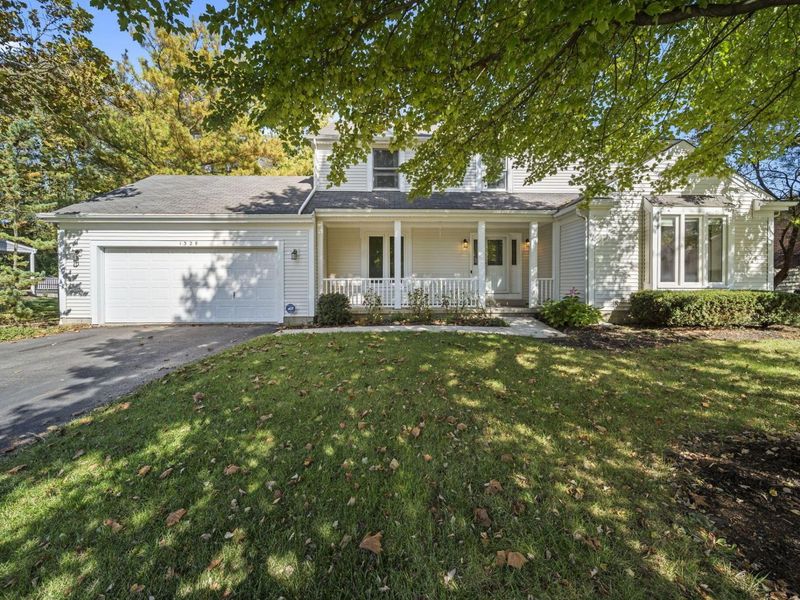 1328 Le Anne Marie Circle, Columbus, OH 43235 Photo 2