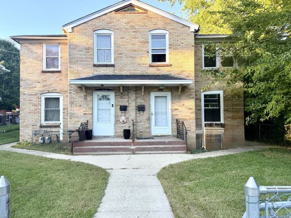 1613 Green Street , Rockford, IL 61102