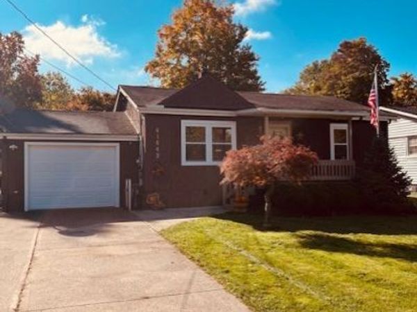 41649 Hazelwood Street, Elyria, OH 44035
