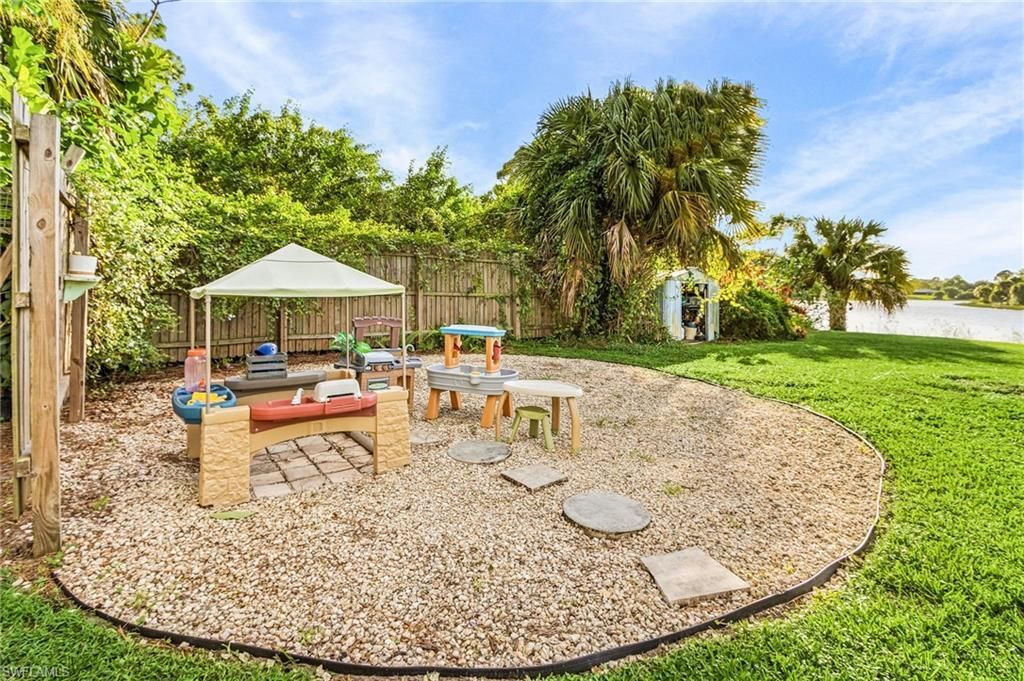 184 Karlow Ave, Lehigh Acres, FL 33974 Photo