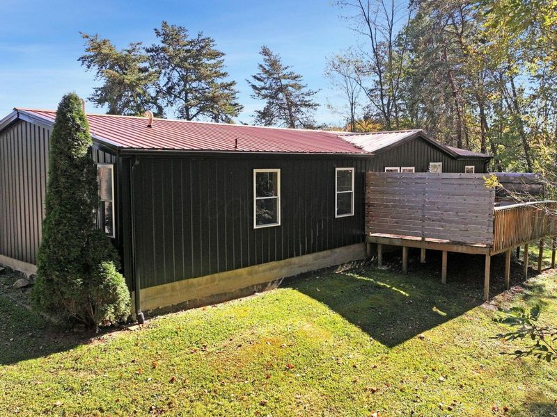18682 Griffith Road, Logan, OH 43138 Photo 7