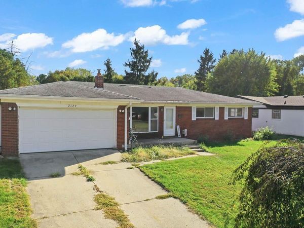 2129 Radcliffe Avenue , Indianapolis, IN 46227
