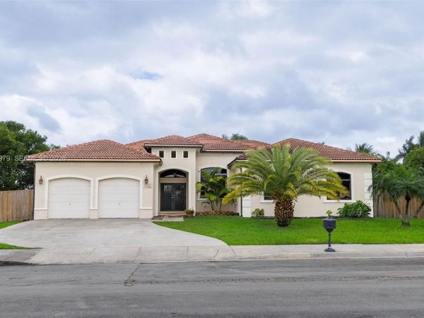32007 SW 207th Ave , Homestead, FL 33030