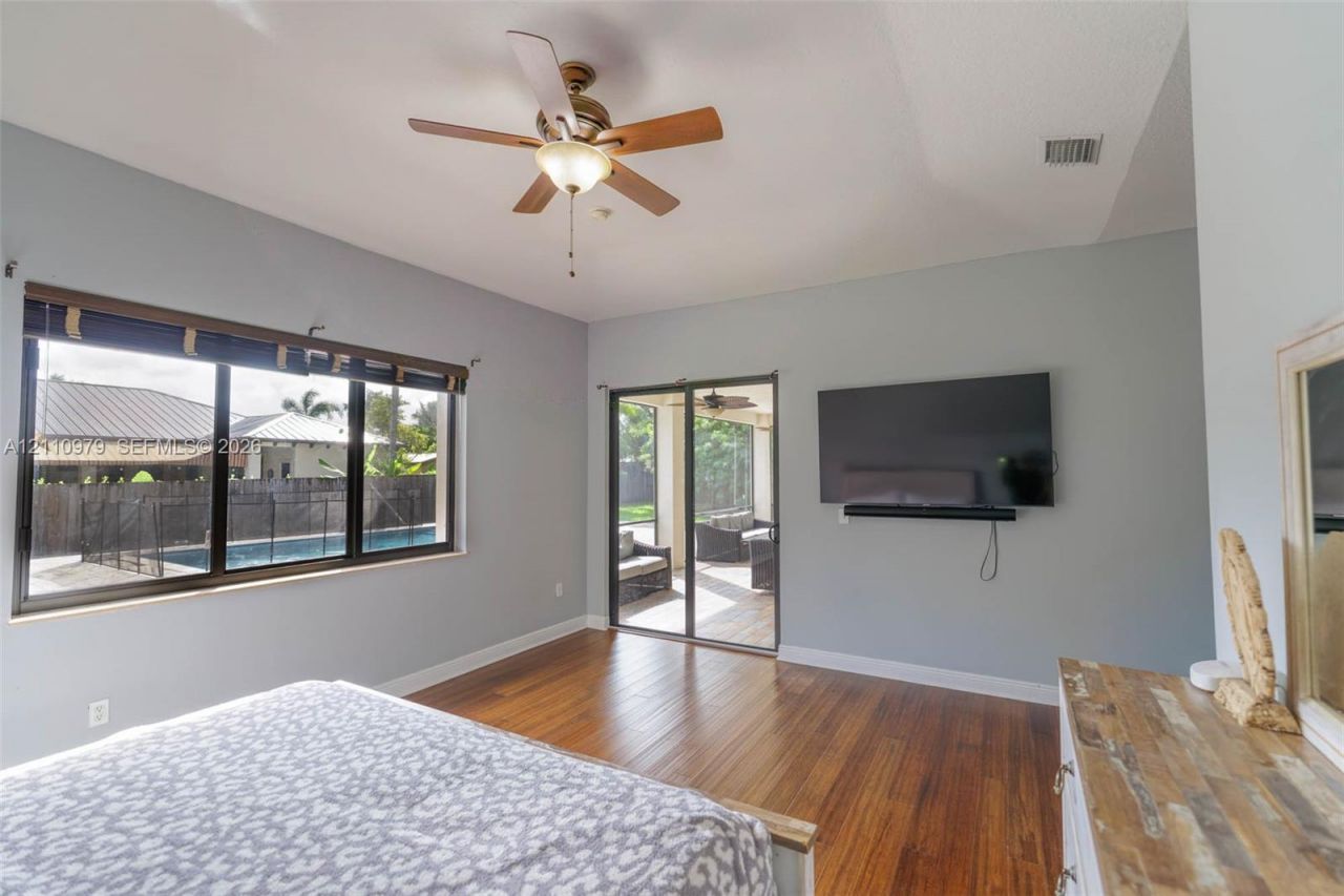 32007 SW 207th Ave, Homestead, FL 33030 Photo