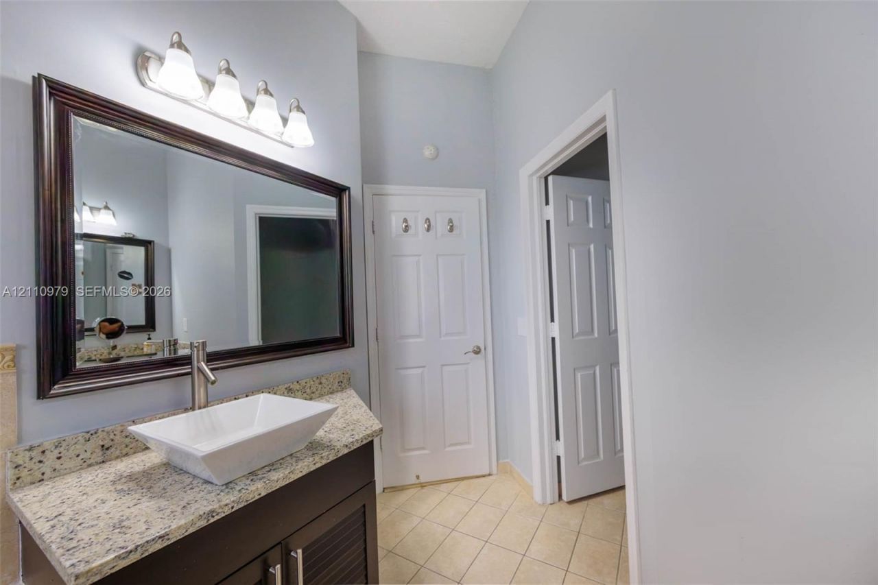 32007 SW 207th Ave, Homestead, FL 33030 Photo