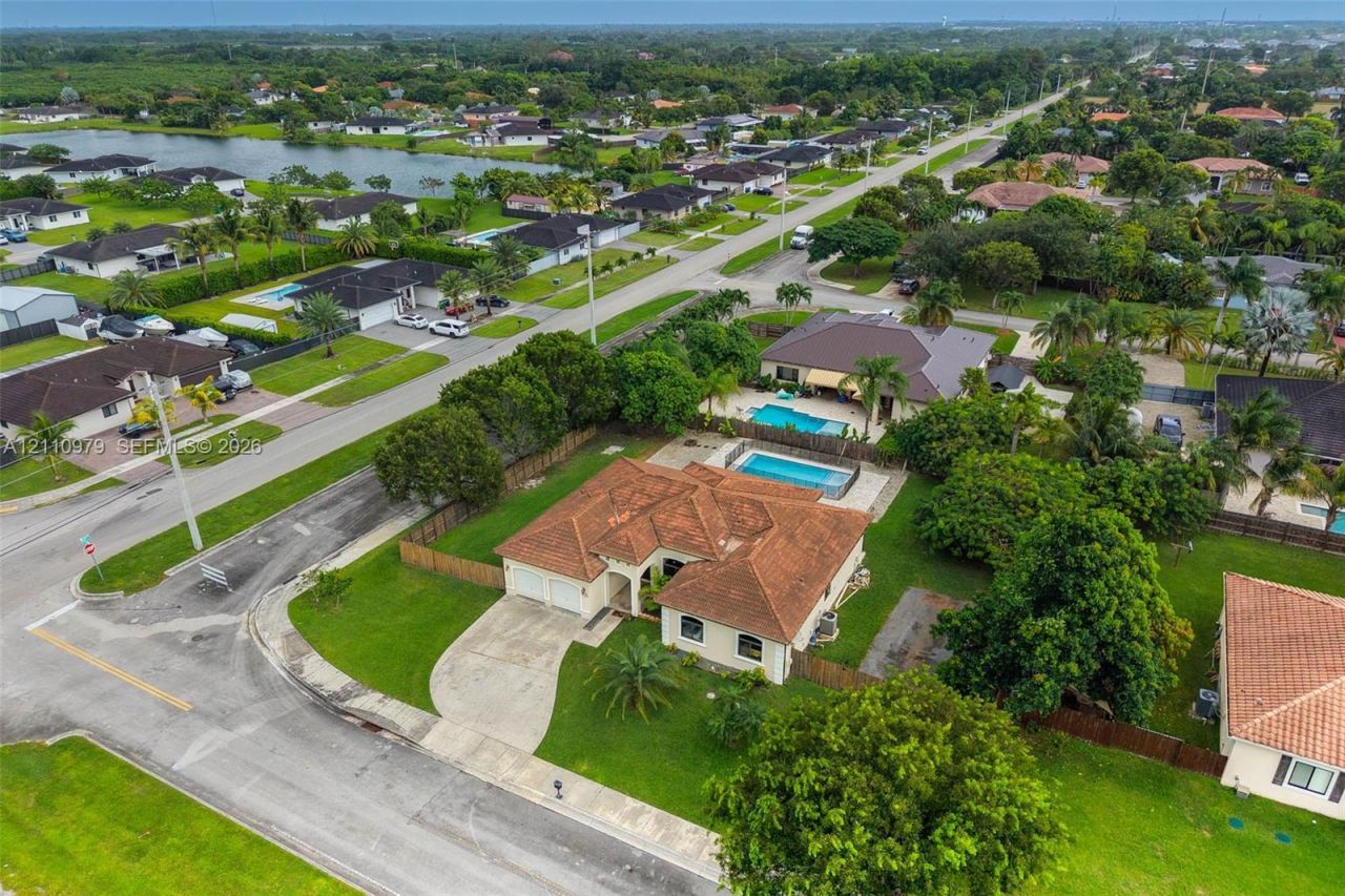 32007 SW 207th Ave, Homestead, FL 33030 Photo