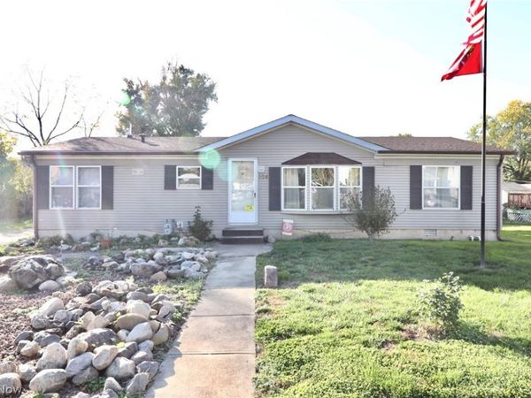 104 Russell Avenue, Creston, OH 44217