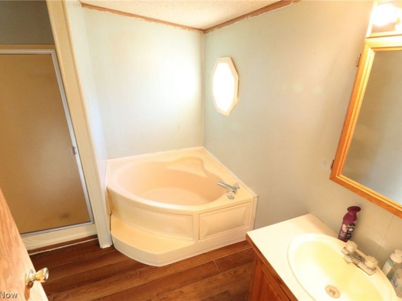 104 Russell Avenue, Creston, OH 44217 Photo 14