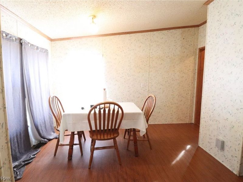 104 Russell Avenue, Creston, OH 44217 Photo 9