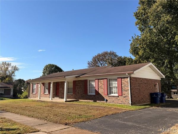 1905 Lakehurst Drive, Unincorporated, MO 63146