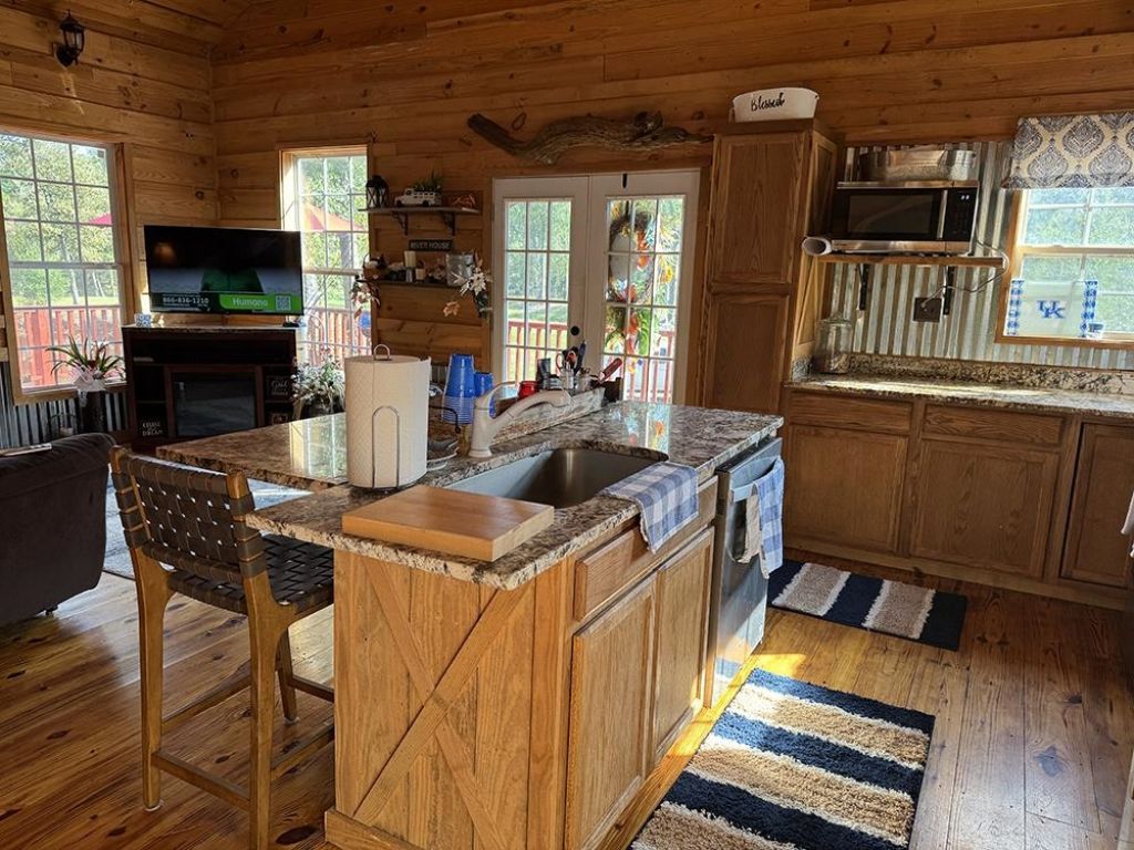 2414 Gilchrist Rd. Photo 30
