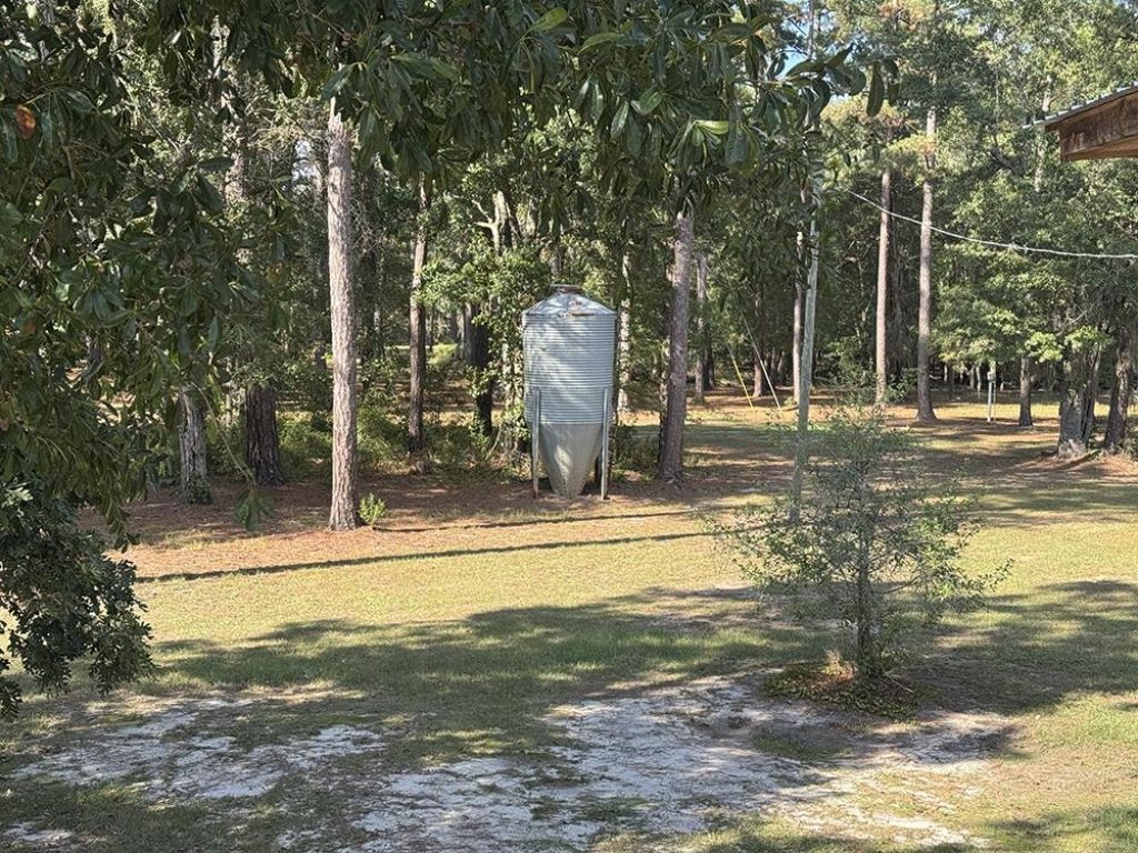2414 Gilchrist Rd. Photo 40