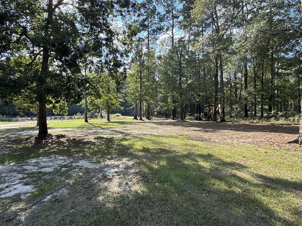 2414 Gilchrist Rd. Photo 42