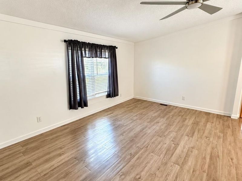 304 Kilborn Street, Sycamore, OH 44882 Photo 5