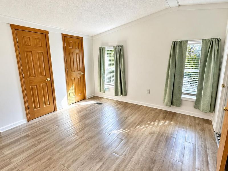 304 Kilborn Street, Sycamore, OH 44882 Photo 6