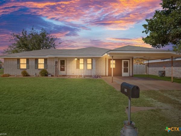502 N Joy Street , Little River Academy, TX 76554