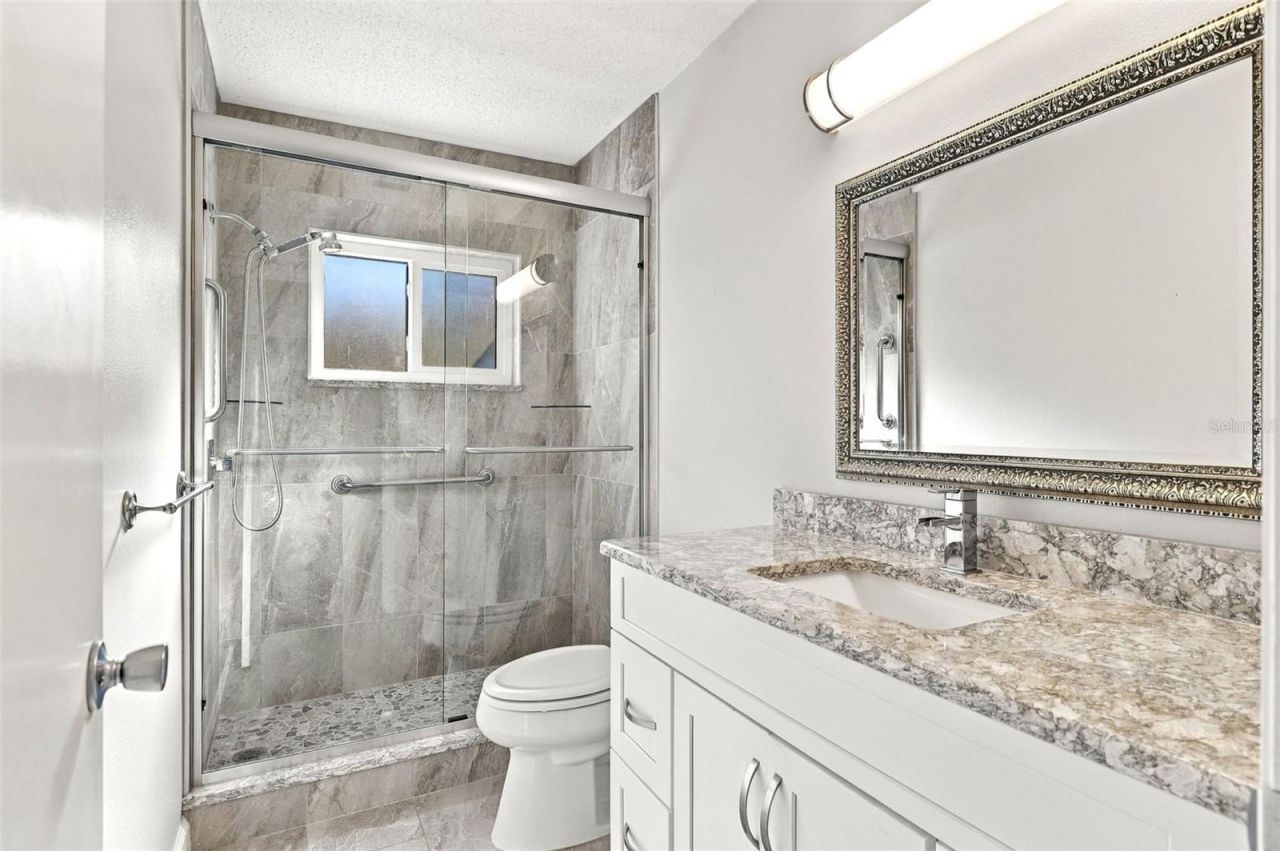 6272 Green View Cir , Unit 114, Sarasota, FL 34231 Photo
