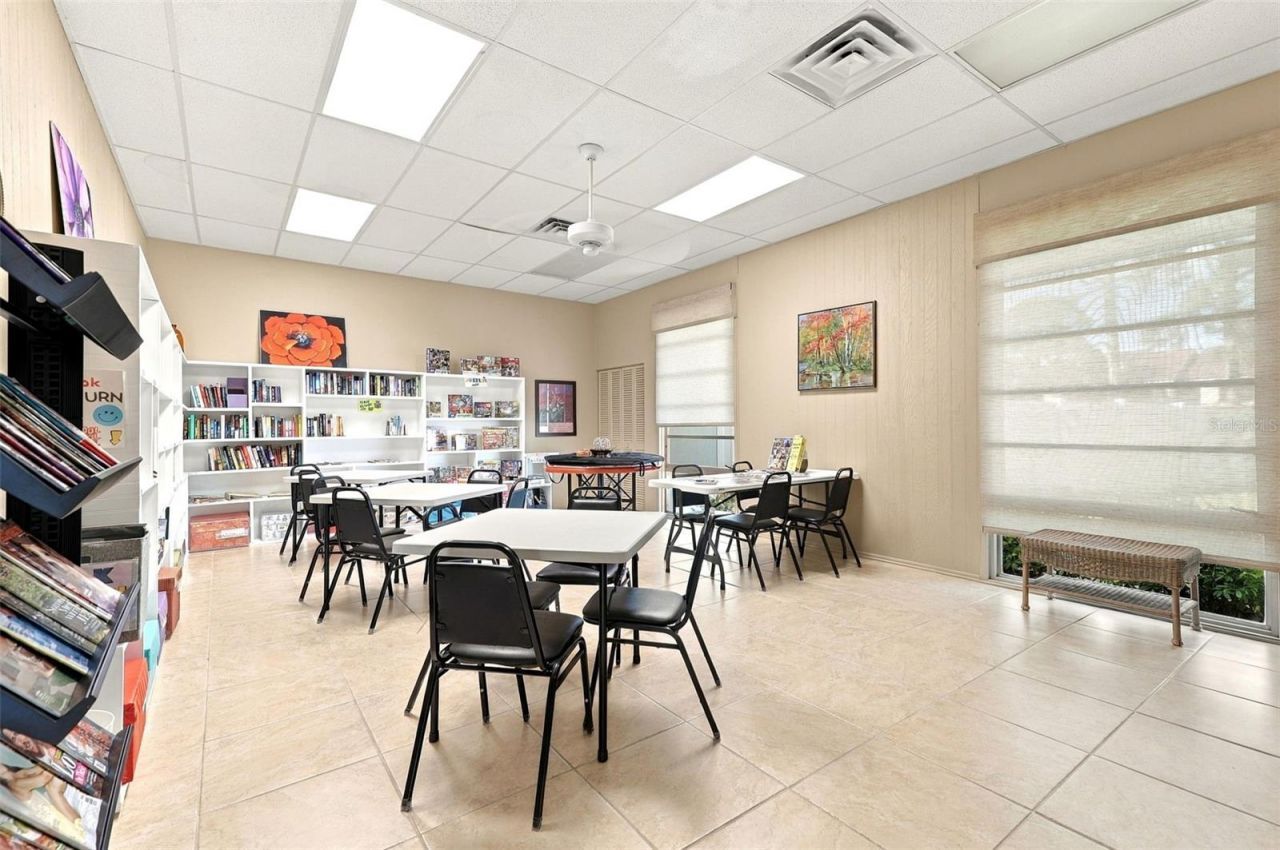 6272 Green View Cir , Unit 114, Sarasota, FL 34231 Photo