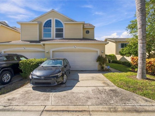 1050 STARKEY ROAD, Unit 907, LARGO, FL 33771