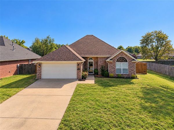 305 Colorado Avenue, Springdale, AR 72764