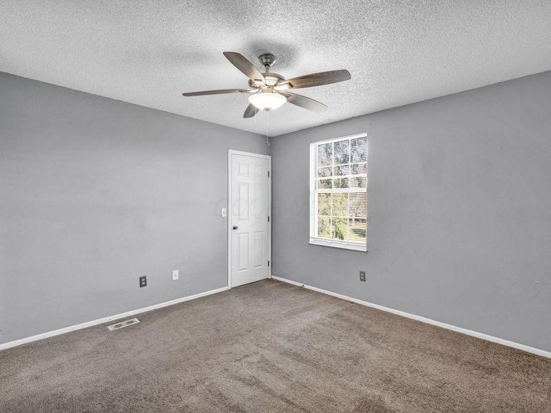 4975 Stoneybrook Boulevard, Unit 14E, Hilliard, OH 43026 Photo 18